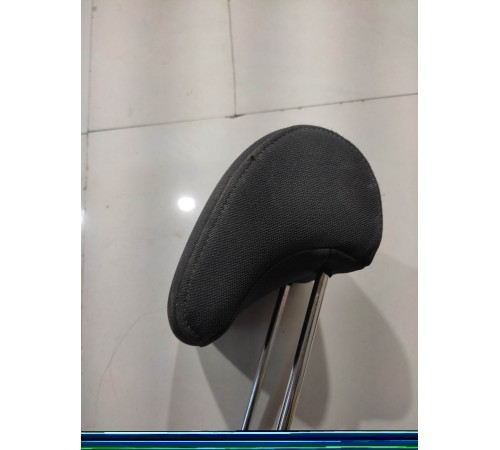 Подголовник (задний)