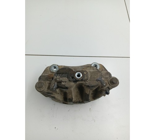 Суппорт передний правый