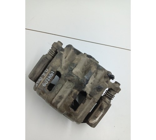 Суппорт передний правый