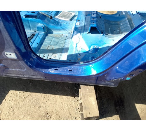 Порог со стойкой левый