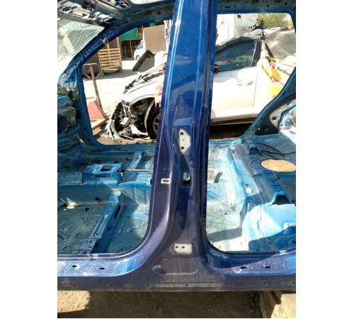 Порог со стойкой левый