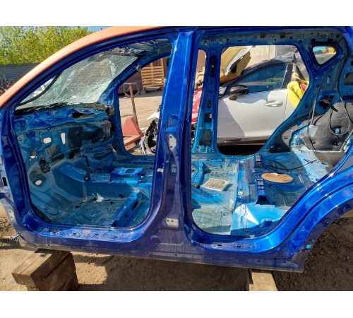 Порог со стойкой левый