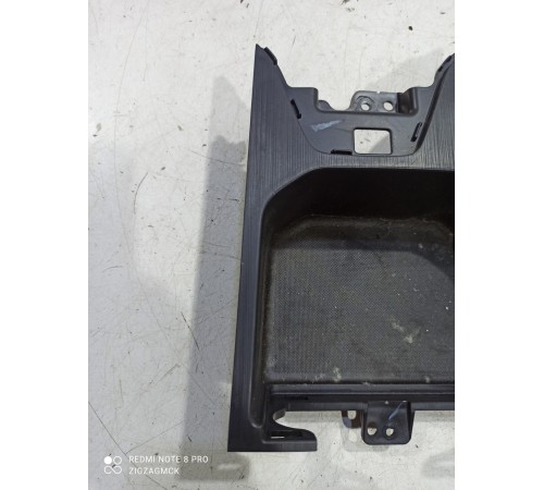 Накладка центральной консоли передняя