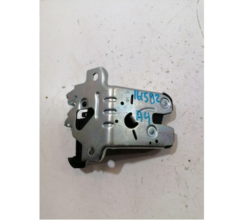 Замок крышки багажника