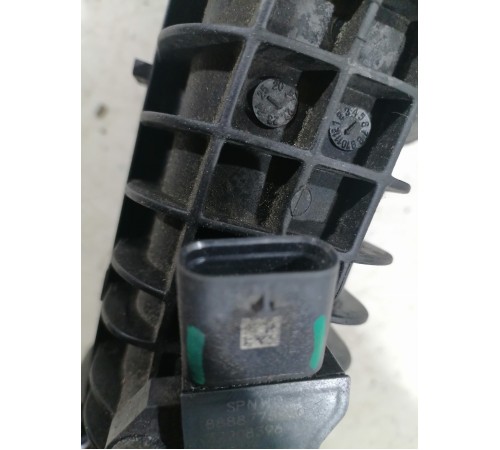 Впускной коллектор