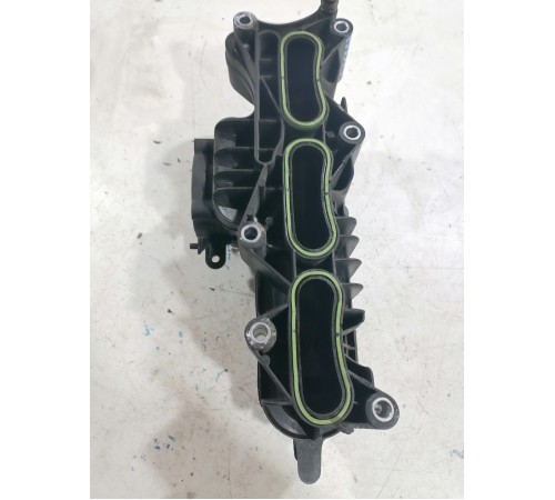 Впускной коллектор