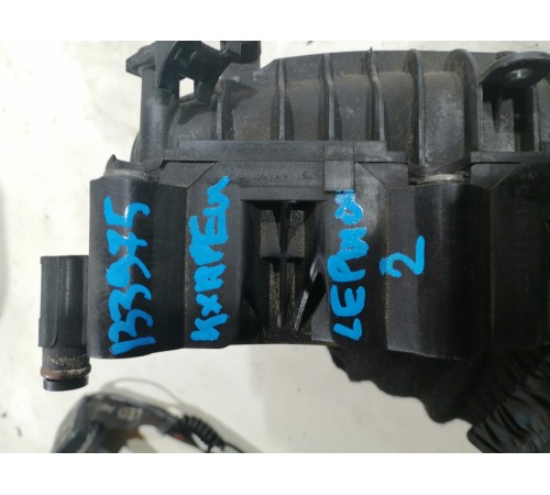 Впускной коллектор