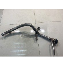 Горловина топливного бака