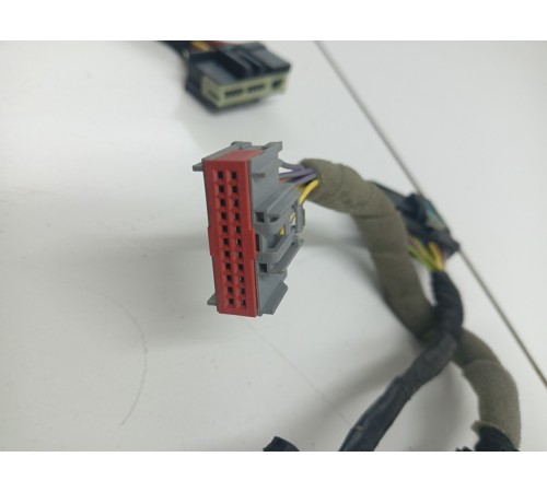 Электропроводка двери задняя левая