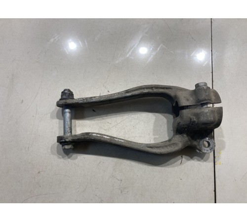 Вилка амортизатора (переднего правого)