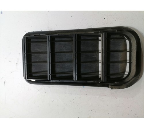 Решетка вентиляционная задняя 