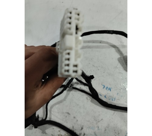 Электропроводка крышки багажника