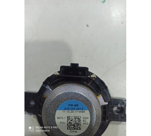 Динамик (передний правый)