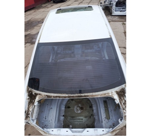 Стекло заднее