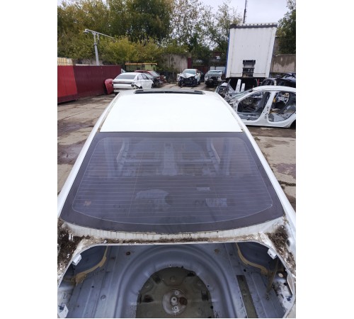 Стекло заднее