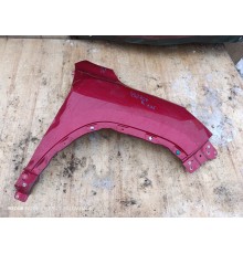 Крыло переднее правое