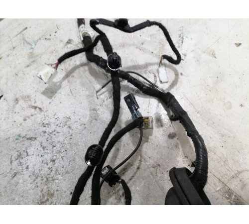 Проводка крышки багажника