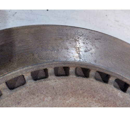 Тормозной диск передний