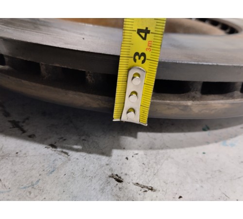 Тормозной диск передний