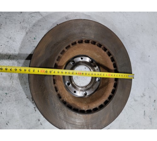 Тормозной диск передний
