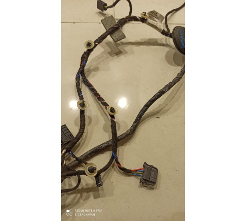 Электропроводка двери (передняя, левая)