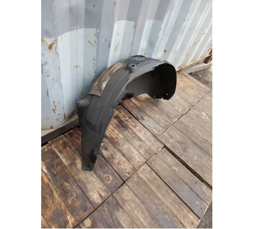 Подкрылок локер задний правый