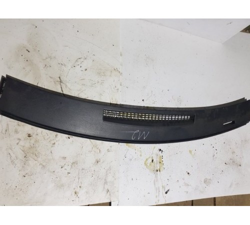 Накладка стойки лобового стекла