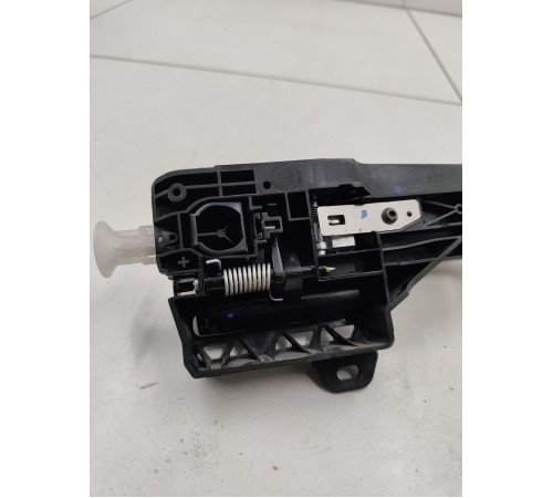 Ручка двери задняя левая наружная