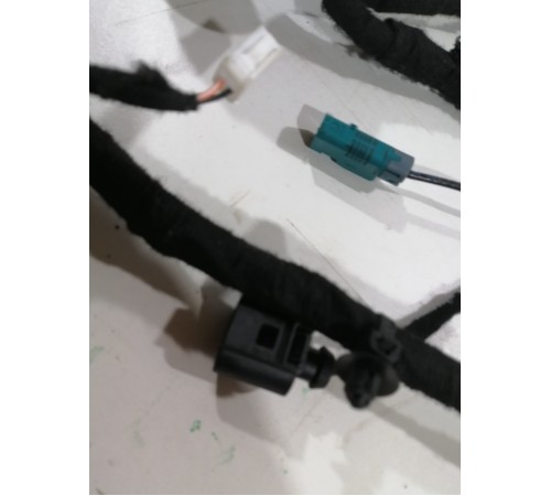 Электропроводка двери крышки багажника