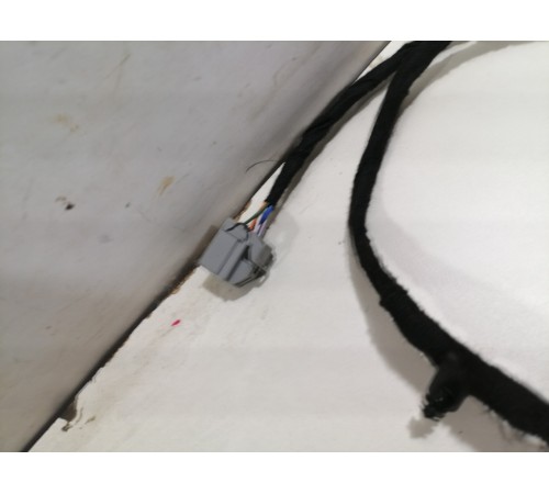 Электропроводка двери крышки багажника