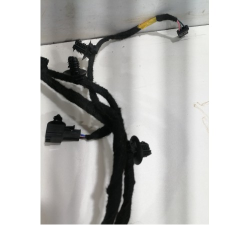 Электропроводка двери крышки багажника