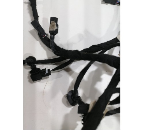 Электропроводка двери крышки багажника