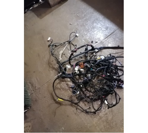 Электропроводка салона