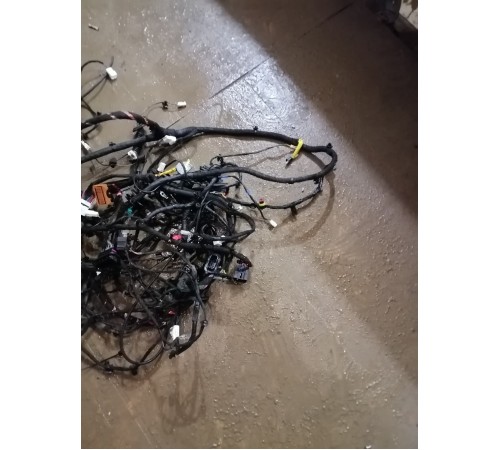 Электропроводка салона