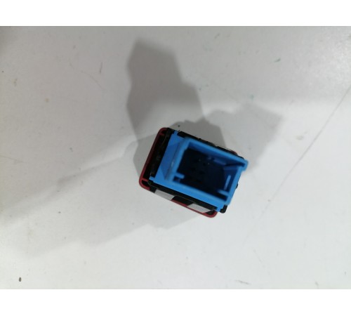 Кнопка аварийной сигнализации