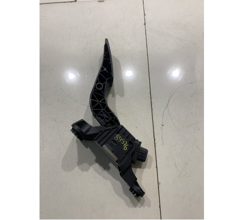 Педаль газа