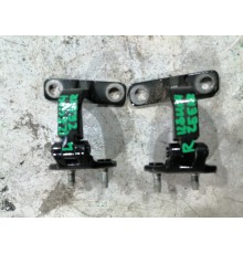 Петля крышки багажника 2шт