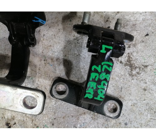 Петля крышки багажника 2шт