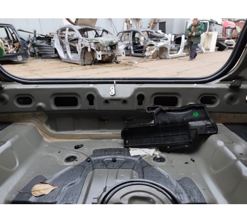 Панель задняя