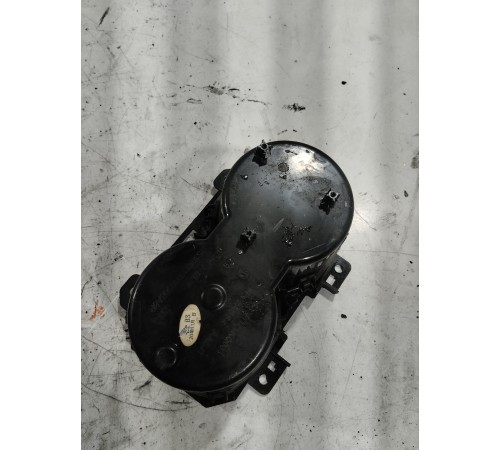 Подстаканник центральной консоли