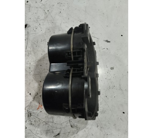 Подстаканник центральной консоли