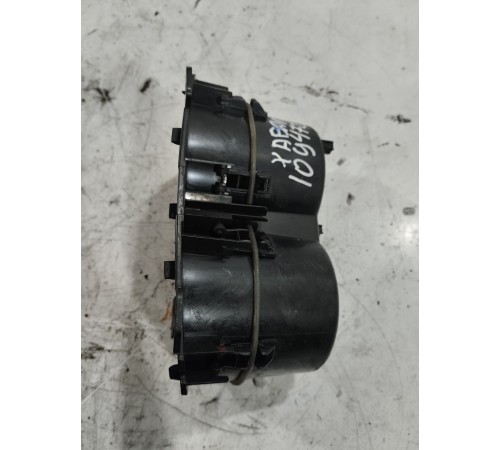 Подстаканник центральной консоли