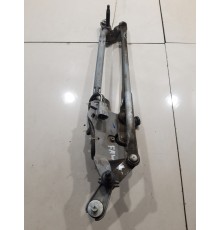 Трапеция стеклоочистителей в сборе с моторчиком