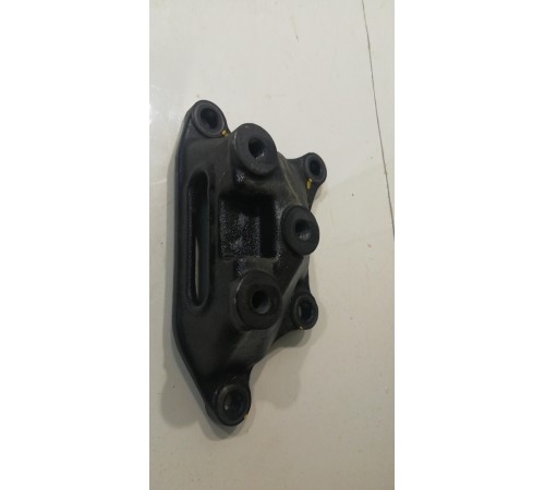 Кронштейн левой опоры двигателя