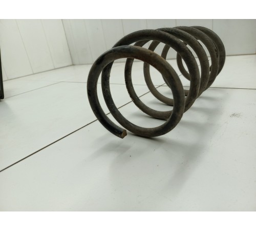 Пружина передняя