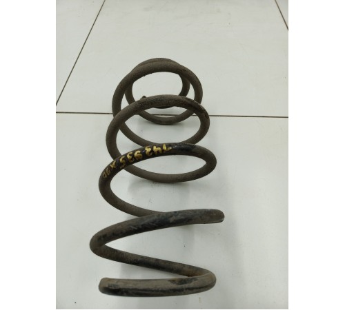 Пружина передняя