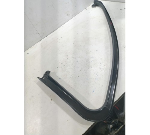 Накладка двери передняя левая