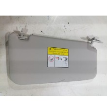 Козырек солнцезащитный правый