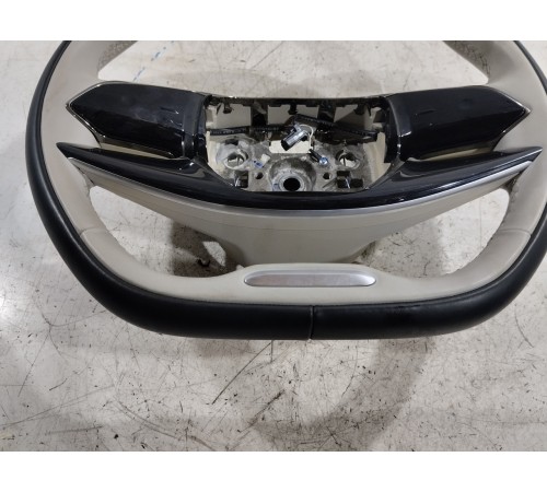 Рулевое колесо (руль)