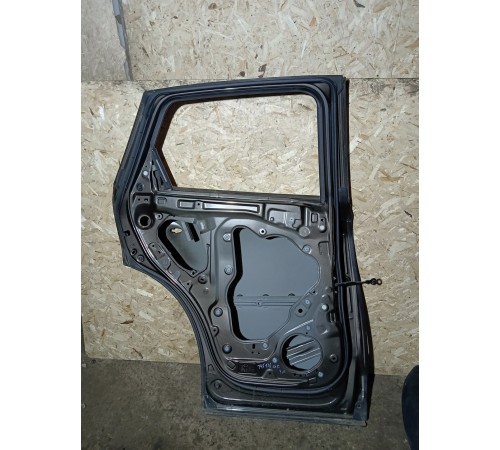 Дверь задняя левая